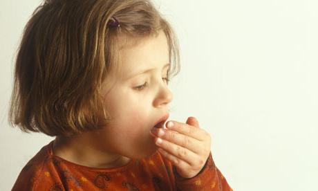 Obstruktive Bronchitis bei einem Kind: Behandlung, Symptome, Prävention