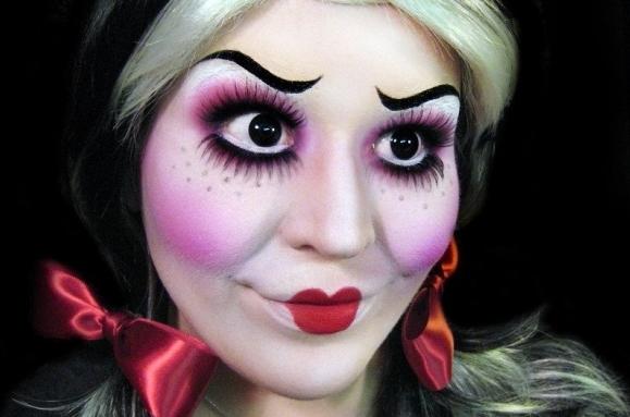 Wie man ein Make-up für Halloween macht