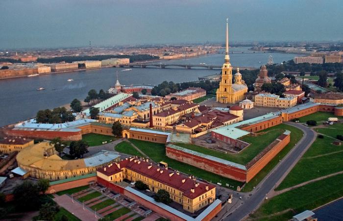 China Town, Moskau, St. Petersburg ... Warum wurde die Stadt eine Stadt genannt?